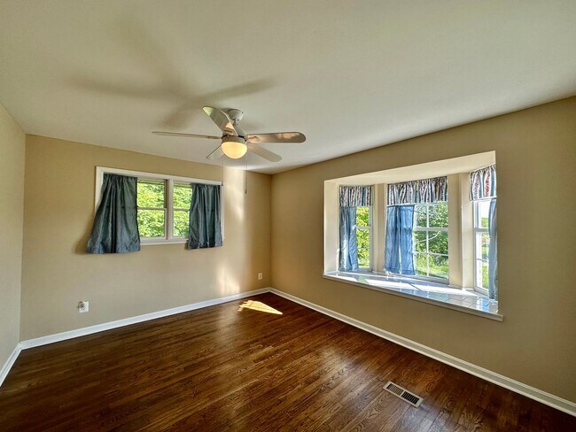 Foto del edificio - Charming 3 Bedroom/1.5 Bathroom Home in Norrisville, MD!