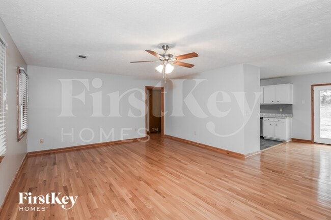 Building Photo - 72 Hickory Glen Way