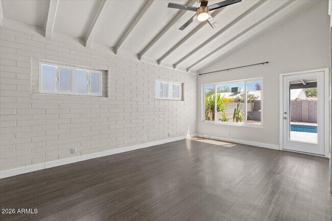 Building Photo - 4517 N 10th Ave