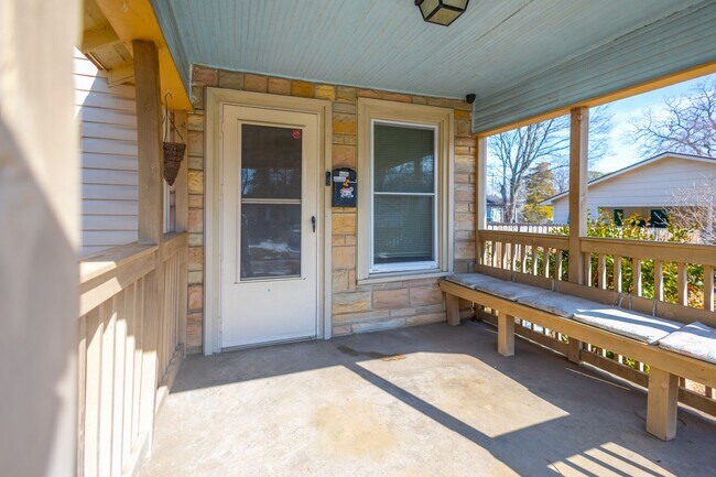 Foto del edificio - 2 Bedroom Stifft Station Cottage