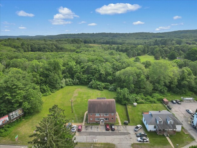 Foto del edificio - 1580 Hartford-New London Turnpike