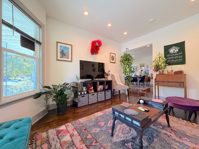 Building Photo - 1419 Fischer St