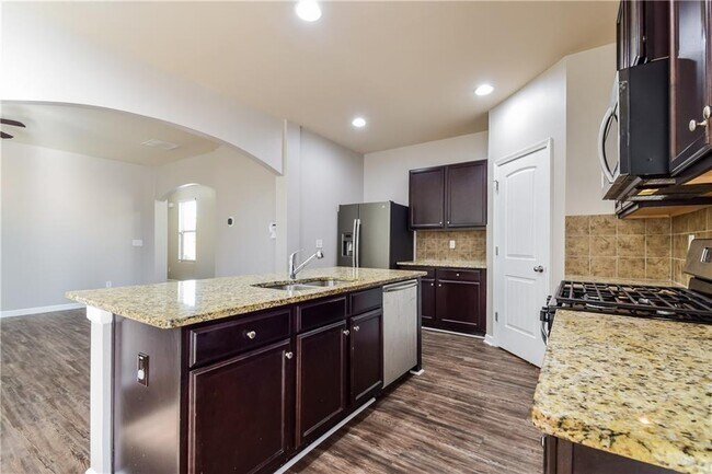 Foto del edificio - 2640 Cornwall Dr
