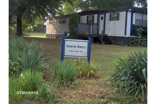Building Photo - 1673 Zebulon Dr