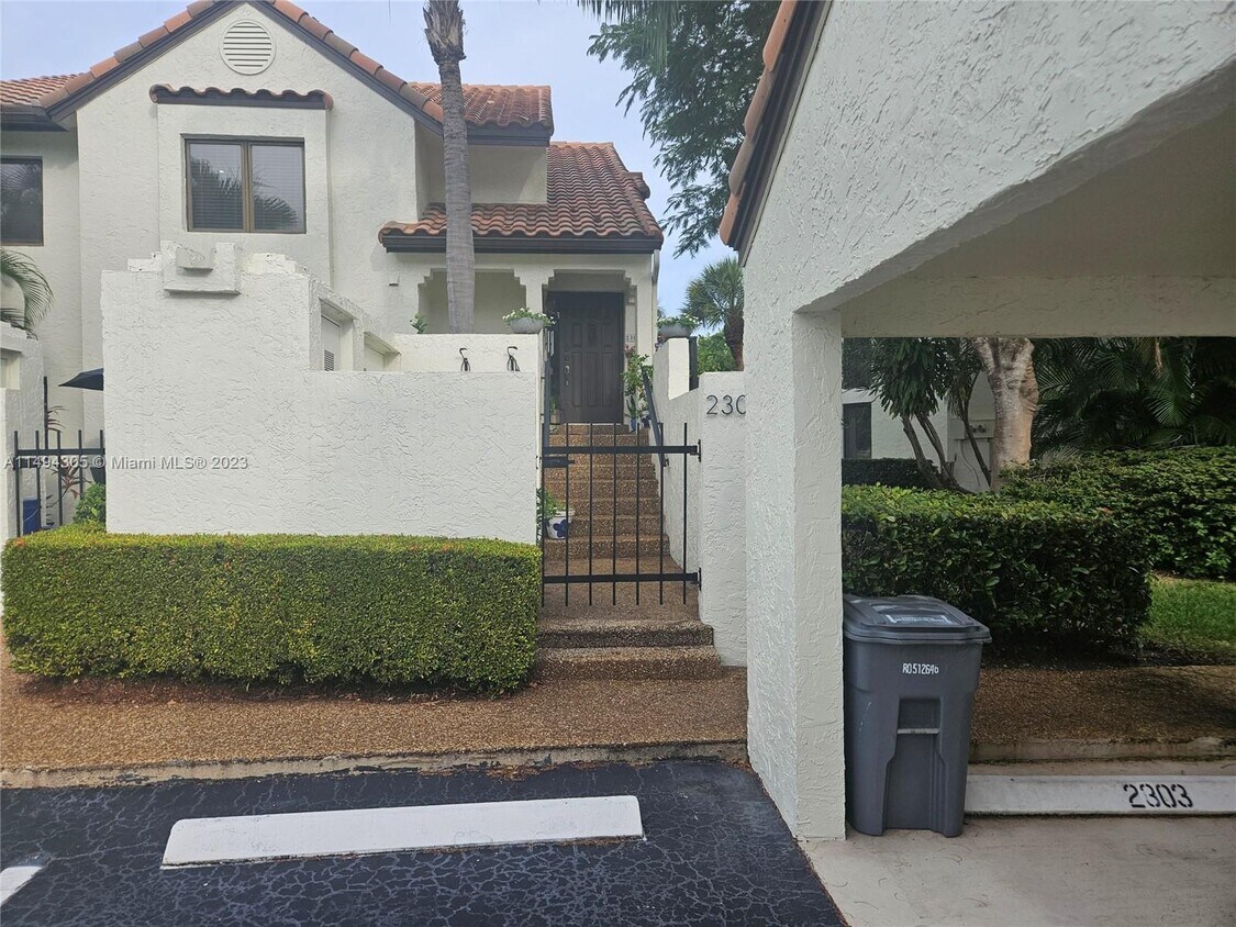 Primary Photo - 7866 Seville Pl