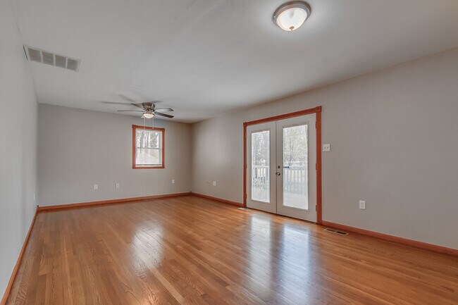 Foto del edificio - 1044 Farmview Dr