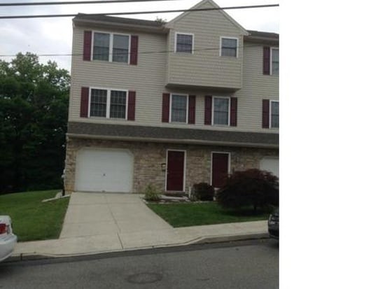 Primary Photo - 1640 Alta Drive