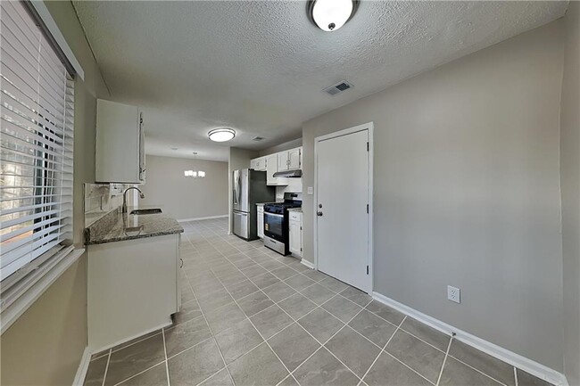 Foto del edificio - 5359 Stafford Dr NW