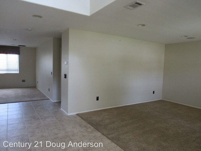 Building Photo - 4 br, 3 bath House - ***2113 KRYSTAL AVENUE