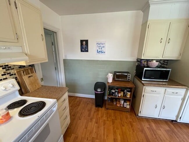 Foto del edificio - 7305 Harrison Ave