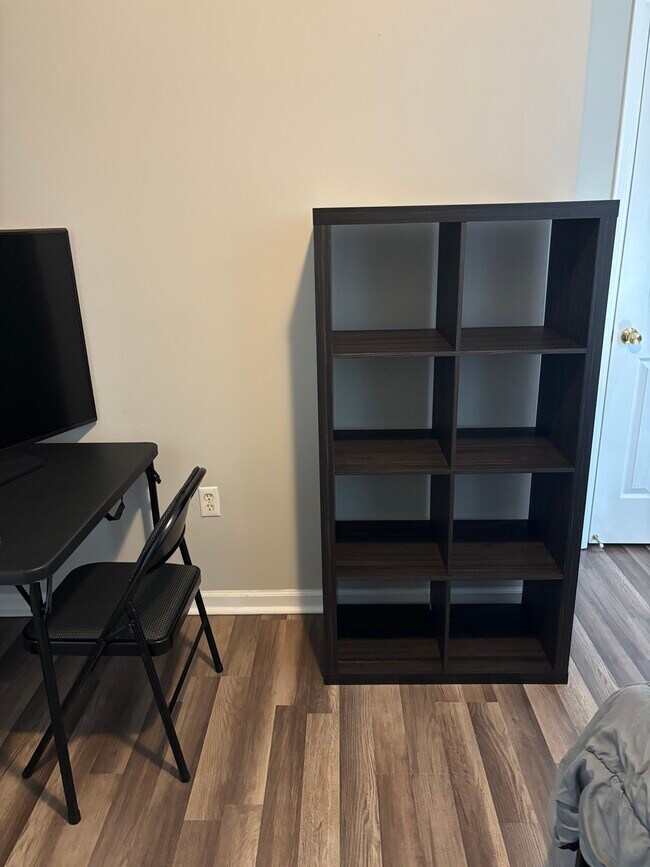 Foto del edificio - 7431 Emi Ln