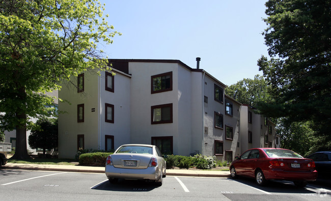 Stonegate Apartments Reston