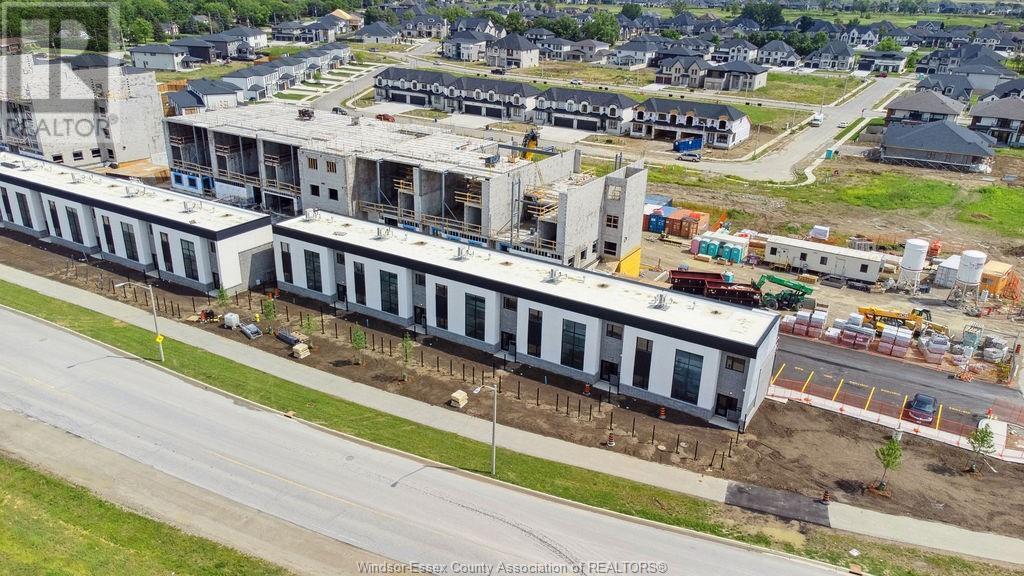 Primary Photo - 4400 Laurier Pkwy
