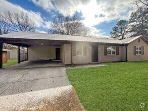 Building Photo - 8250 Chesterfield Dr