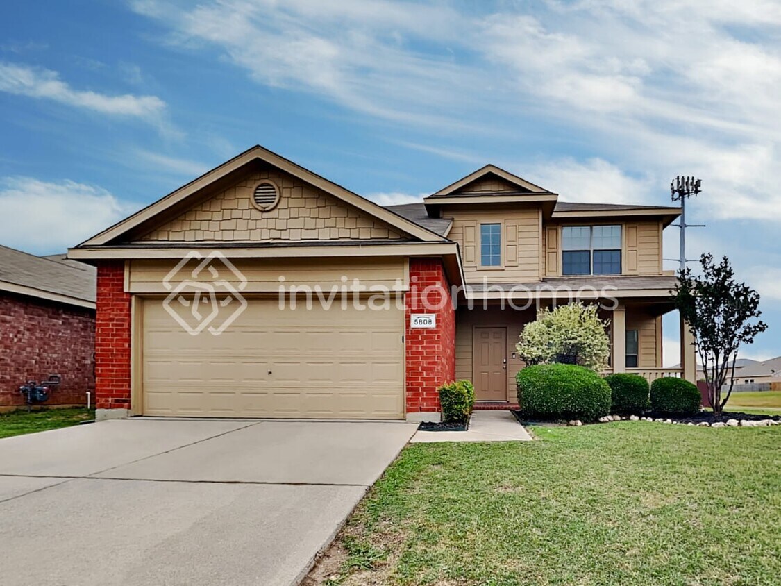 Primary Photo - 5808 Arena Cir