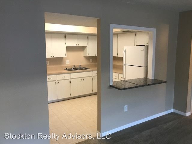 Foto del edificio - 2023 Hyde Park St