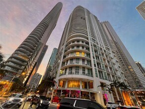 Building Photo - 300 S Biscayne Blvd