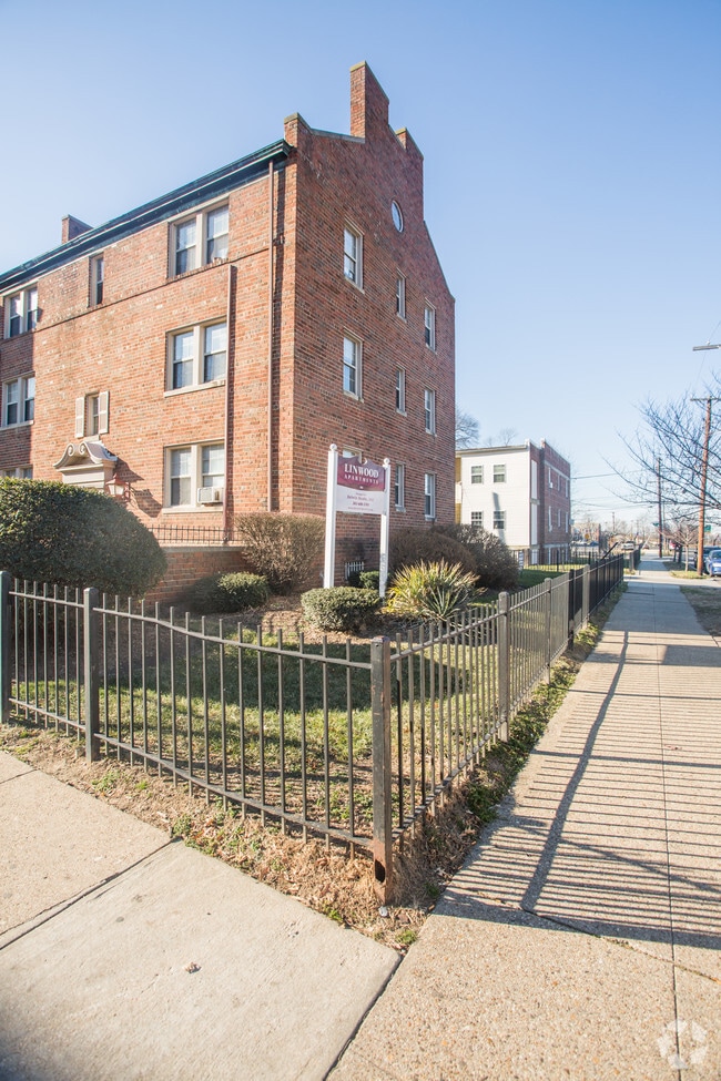 Linwood Apartments Apartments Washington, DC