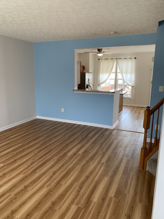 Building Photo - 4513 Golden Meadow Dr