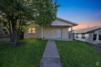 Building Photo - 5725 Alsace Trail