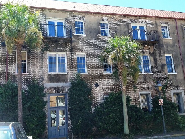 Foto del edificio - 192 E Bay St