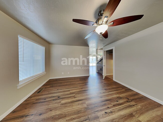 Foto del edificio - 10647 Avalon St