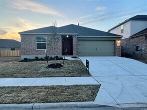 Building Photo - 431 Sebring Cir