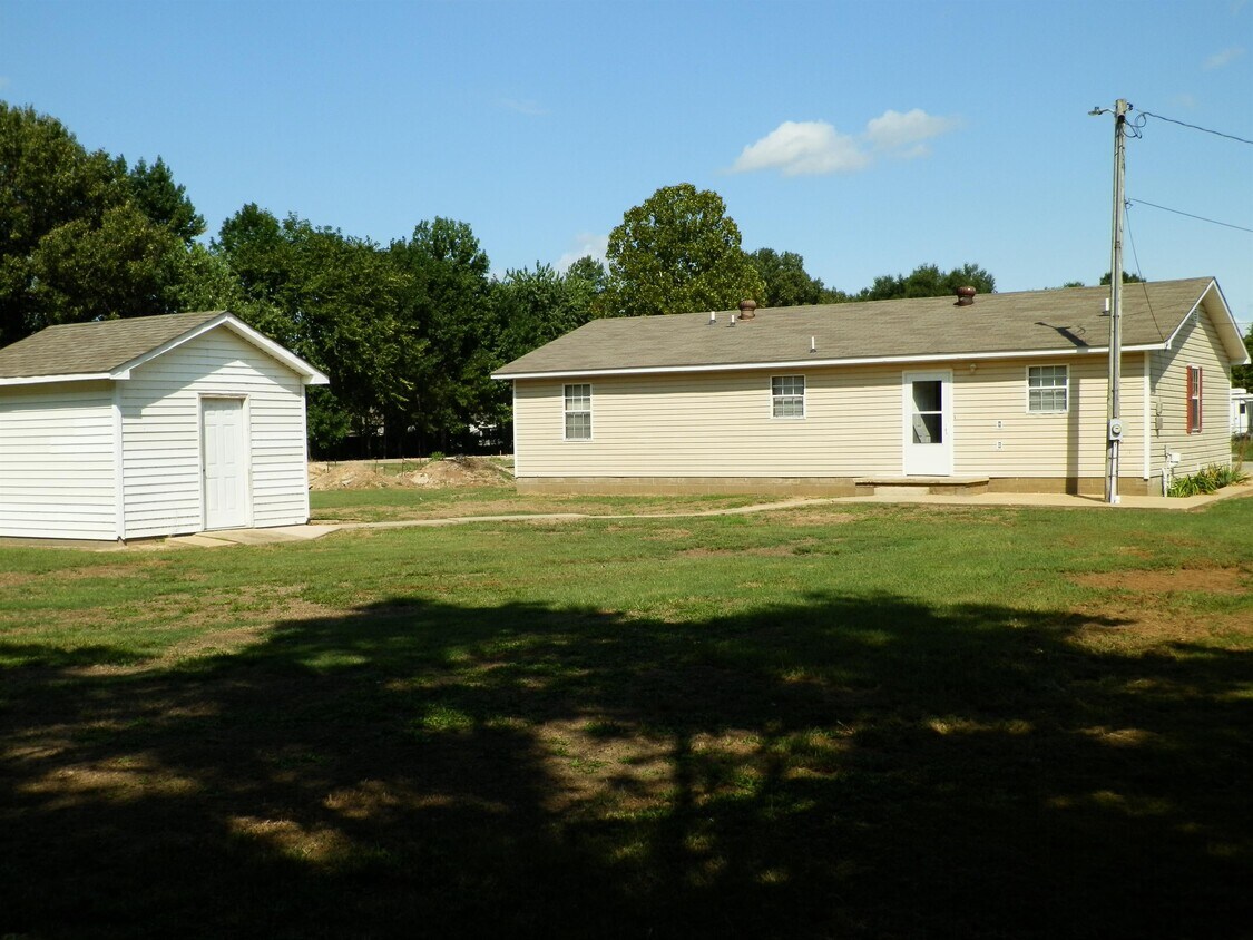 502 N 13th Ave, Paragould, AR 72450 House Rental in Paragould, AR
