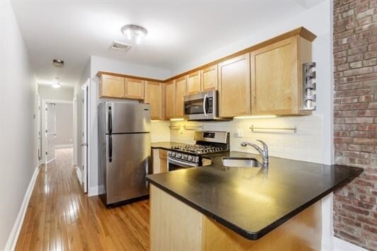 Foto principal - 231 3rd St