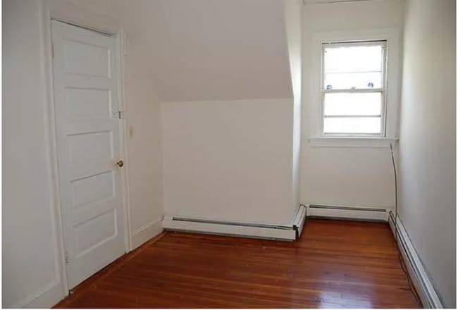Photo - 351 Thayer St Apartment