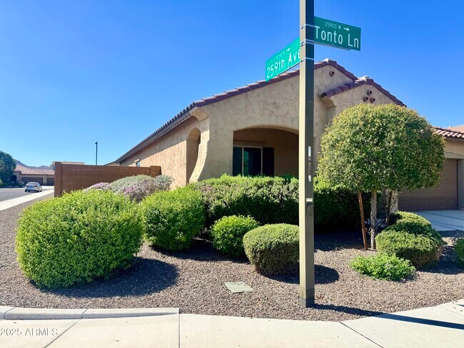 Building Photo - 25925 W Tonto Ln