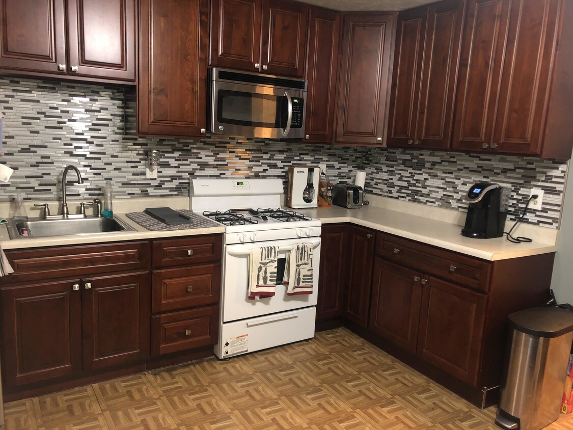 Kitchen - 356 Ocean Ave