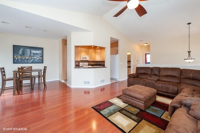 Foto del edificio - 1103 Chadwick Dr