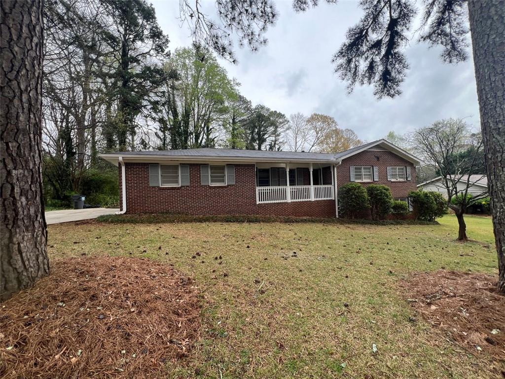 Primary Photo - 1382 Marydale Dr SW