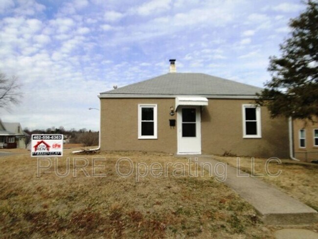 Building Photo - 3264 Polk St