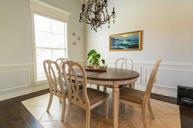 Building Photo - Beautiful 3 bedroom/2 Bathroom Home in Dogwood