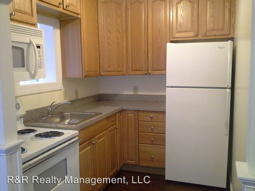 Building Photo - 246 Main St