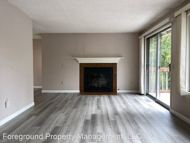 Building Photo - 5 br, 3 bath House - 9711 NE 130th Pl