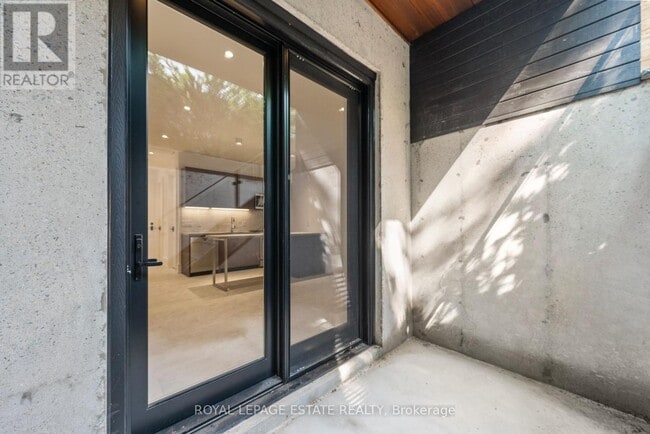 Building Photo - 51 Maclean Ave