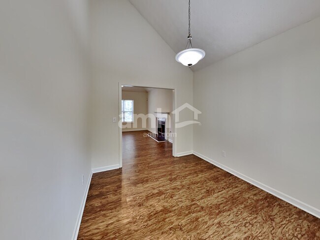 Foto del edificio - 3280 Perch Dr SW