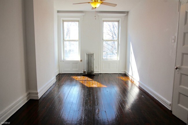 Building Photo - 2 br, 1 bath Apartment - 336 74th St