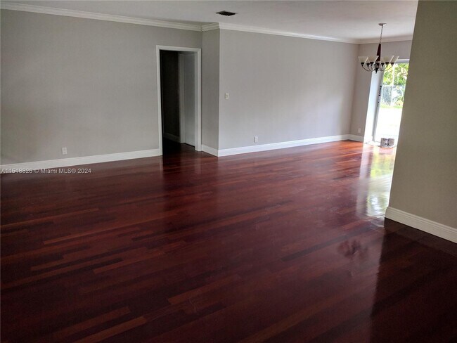 Building Photo - 6040 SW 84th Street