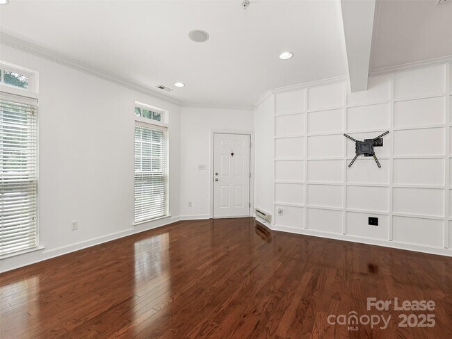 Foto del edificio - 1530 S Church St