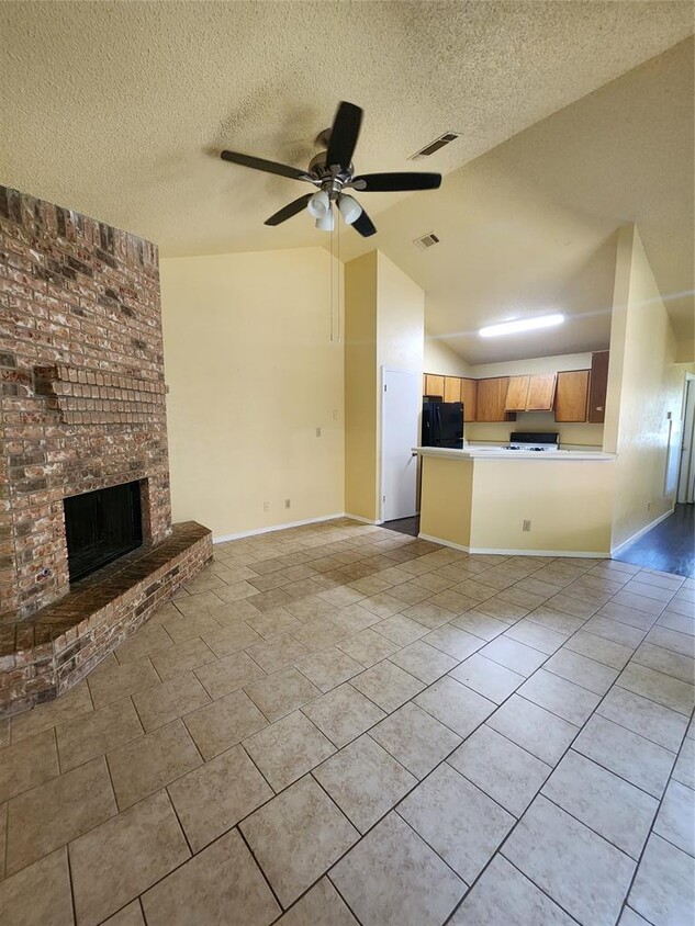 Primary Photo - 2610 Garrettson Dr