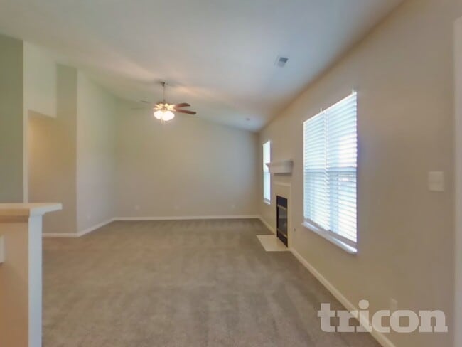 Building Photo - 774 Appaloosa Dr