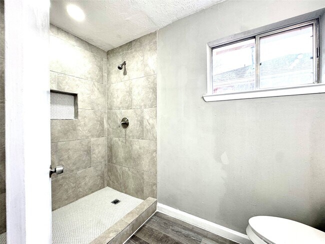 Foto del edificio - 5538 Mackinaw St