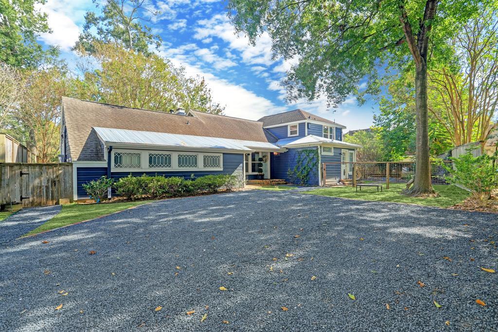 1011 Ridgeley Dr, Houston, TX 77055 House Rental in Houston, TX