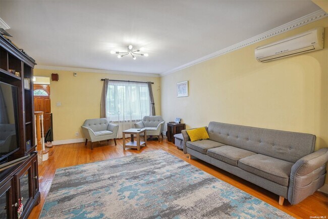 Foto del edificio - 82-33 215th St