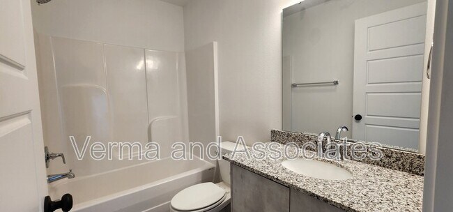Foto del edificio - 871 Boardwalk Ave