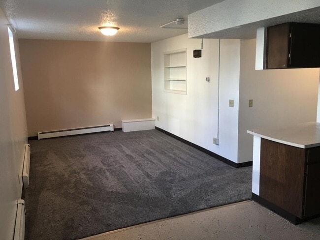 Building Photo - 607 Quincy St